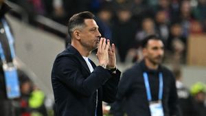 Mihai Rotaru s-a convins în privința lui Mirel Rădoi, după ce a ratat titlul cu Universitatea Craiova: „E foarte greu să-l schimbi”