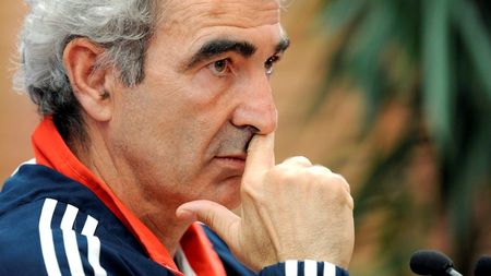 Domenech nu știe cu cine să joace împotriva României
