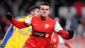 Amintiri de la ultima vizită a lui Lazio în România: "Aveam 17 ani atunci. Erau foarte mulți nervi în vestiar, după meci". Ce șanse are FCSB împotriva italienilor