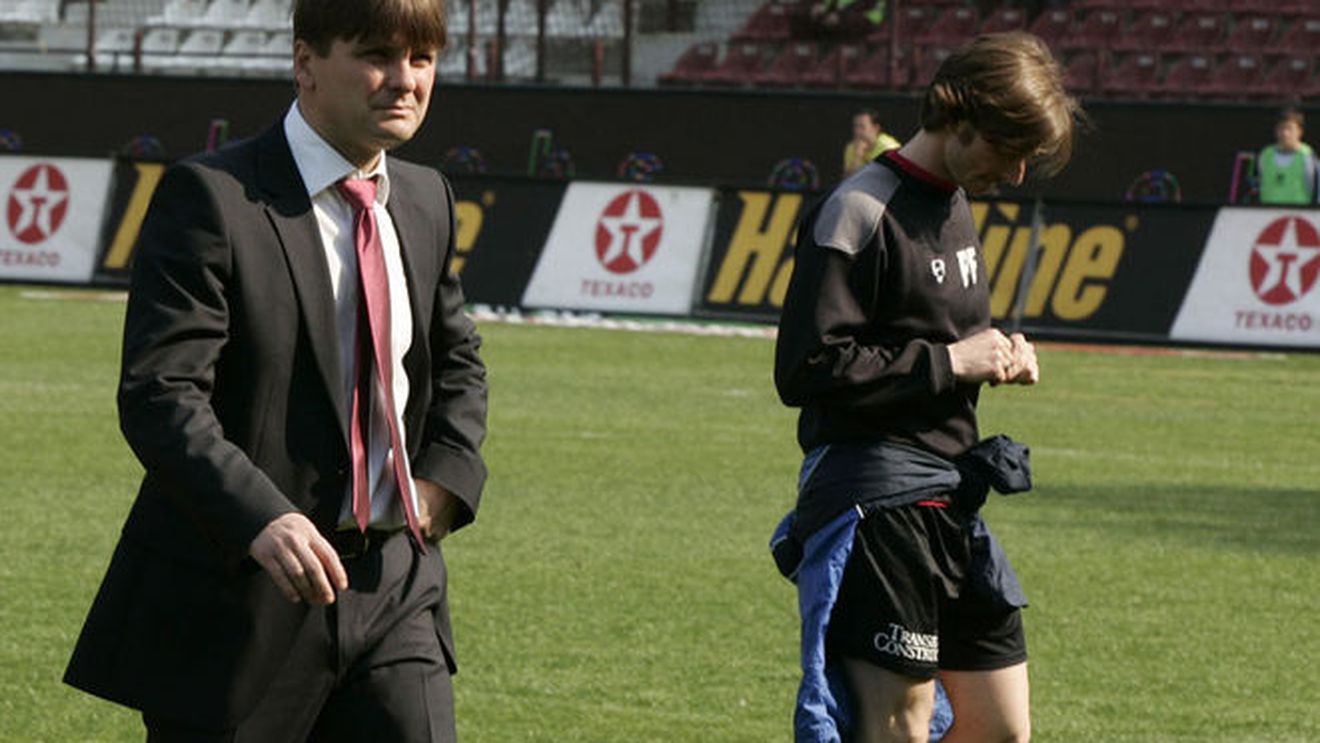 Uhrin jr nu exclude varinta Dinamo:** "Pot pleca oricând de la Mlada"