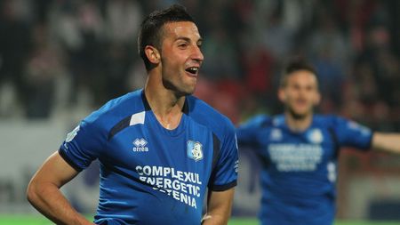 INTERVIU | Marko Momcilovic, singurul integralist din Liga 1: "Edi Iordănescu ne învață mereu ceva nou". Fundașul Pandurilor îl are ca model pe Kolarov și e în fața unei performanțe istorice în fotbalul românesc