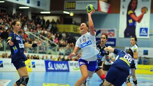 Katarina Bulatovici, de la Oltchim, nominalizată la titlul de Jucătoarea anului 2012