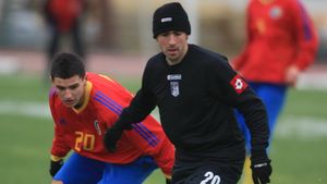 Benzar, cu un picior la UTA