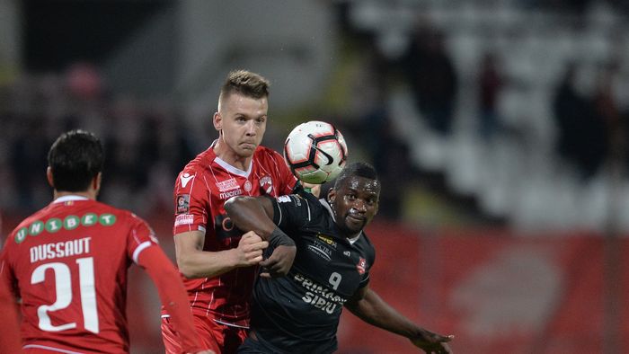Hermannstadt - Dinamo 0-0. "Câinii" ratează șansa de a urca pe primul loc în play-out. Cum arată clasamentul