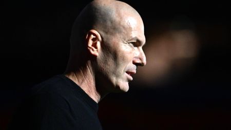 Acord complet! Zinedine Zidane semnează și revine în fotbal, după 5 ani