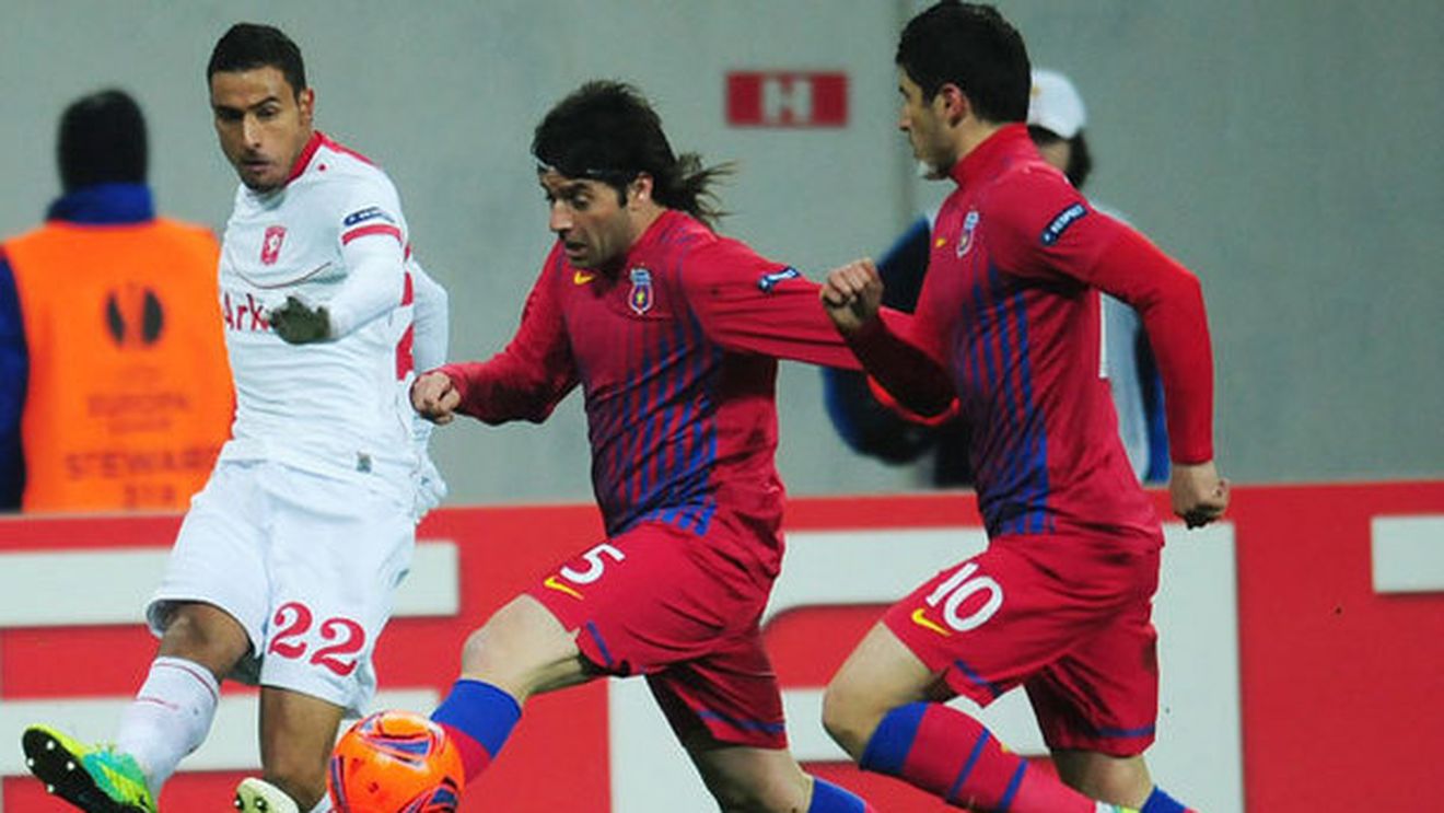 SUPER tare :) Explicația dată de Brandan lui Becali pentru golul lui Ola John** "A naibii ci....ă", a călcat pe minge și a sărit bine"