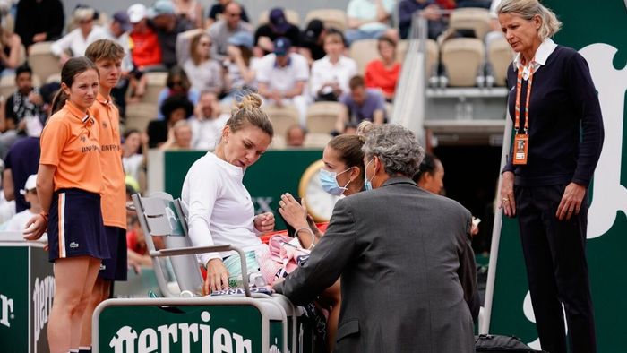 Irina Begu, dezvăluire după ce Simona Halep a avut un atac de panică la Roland Garros: „Am trecut și eu prin asta! Cer ajutorul, alteori nu pot”