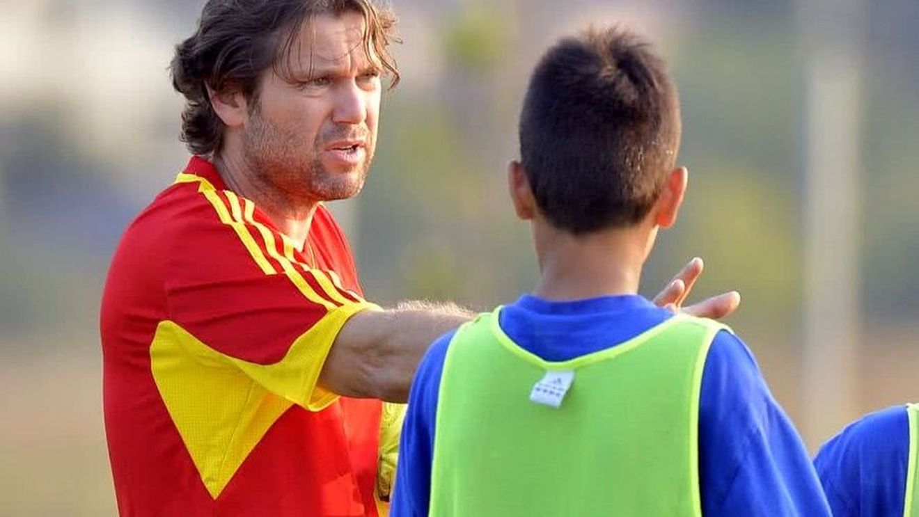 Povestea de dragoste dintre fostul fotbalist Florin Răducioiu și Astrid, spusă de Giovani Becali! „La nuntă, mi-au furat și un Mercedes"