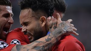 Așa am trăit lecția de portugheză predată unei apărări naive. FCSB - Sporting 1-5. Golurile lusitanilor au venit în urma greșelilor fundașilor: Niță, Enache și Larie s-au întrecut în gafe. Europa League e destinația finală