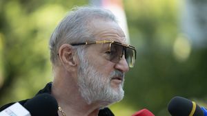 Gigi Becali intră într-o operație complicată. Intervenția chirurgicală e într-o zonă sensibilă: „Nu mănânc nimic până atunci”