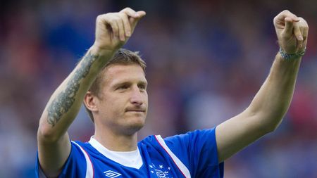 Victorie scăldată în alcool: "S-a băut bere, s-a băut vin, s-a băut votcă. Când ieșeau în oraș, singurul scop al jucătorilor era să se îmbete". Amintiri din Scoția, cu Dorin Goian 