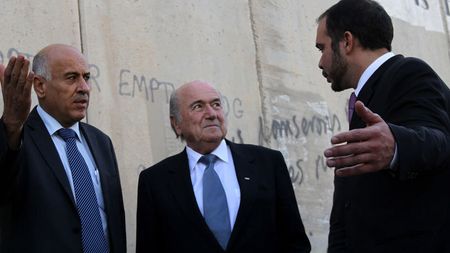 Ceartă pentru 2022! Mondialul din Qatar le dă mari bătăi de cap celor de la FIFA