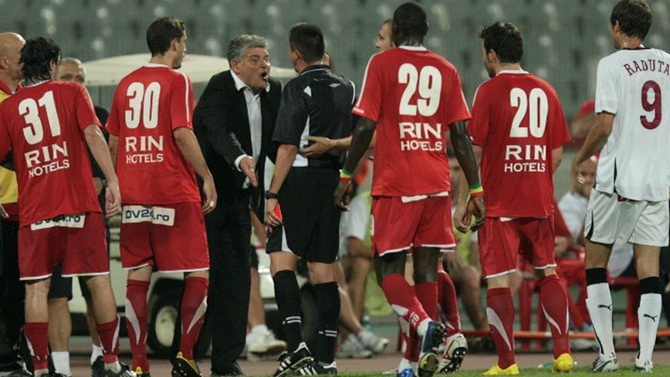 Andone: **"Dacă puteam să bag 26 în teren, jucau și Helder și Vranjkovic! Nu știu ce face Maftei! Nu mai negociem cu nimeni!"