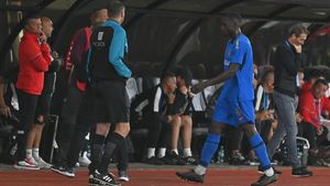 Se cere schimbarea regulamentului, după ce Joyskim Dawa a fost jignit la Hermannstadt - FCSB: „Degeaba mă amendezi pe mine!” | VIDEO EXCLUSIV ProSport Live