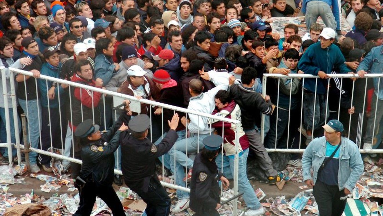 Încă un huligan argentinian, arestat în Africa de Sud