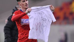 Dennis Man l-a cucerit definitiv pe Ilie Dumitrescu: „Poate să facă pasul spre fotbalul mare! Nu își pierde nici atunci din energie!”