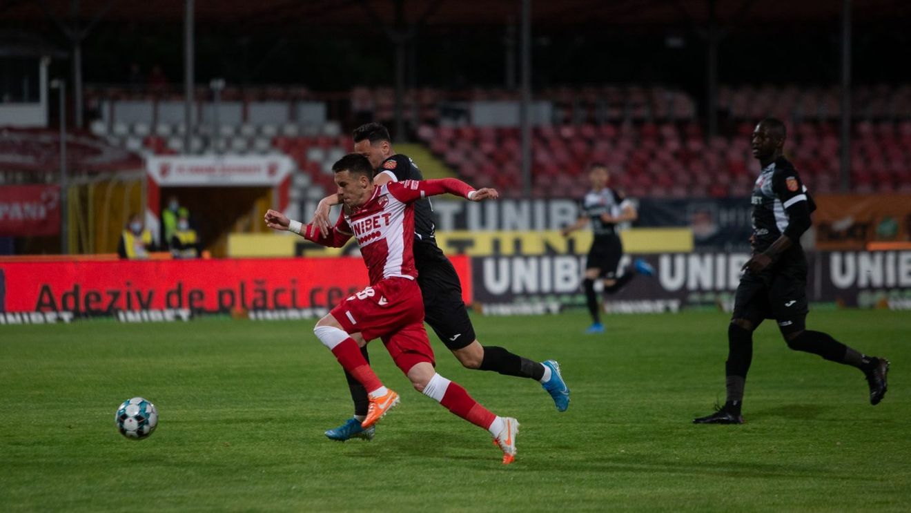 Hermannstadt, pusă la pământ pe terenul lui Dinamo! Penalty-ul primit de „câini” și cum au rămas oaspeții în zece oameni | VIDEO