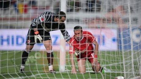 Andone: "Am făcut o analiză și dacă vedeți datele, vă îngroziți!"** VEZI ce schimbări pregătește tehnicianul!