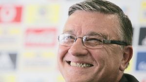 „Nașul" trage sforile pentru finala Cupei UEFA la București