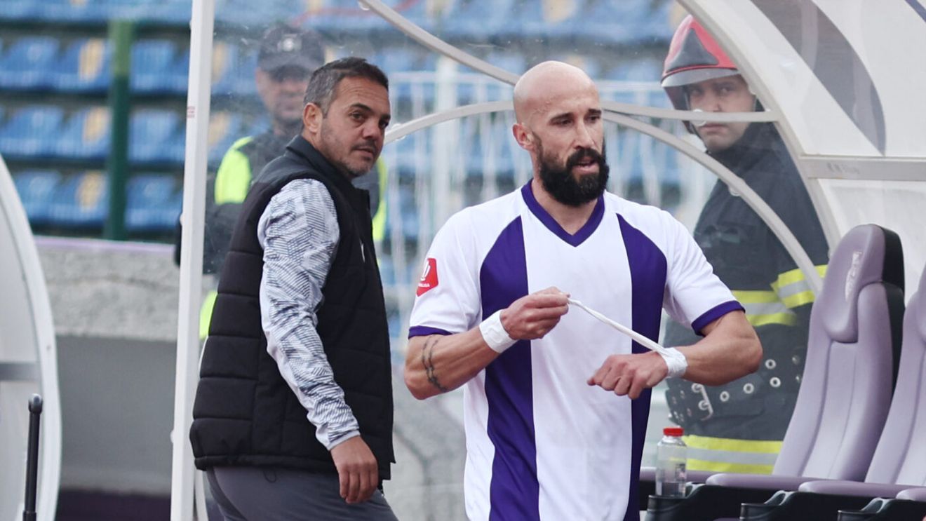 Iasmin Latovlevici a semnat cu Petrolul Ploiești! Ce a făcut fostul campion cu FCSB înainte de primul antrenament pe „Ilie Oană”