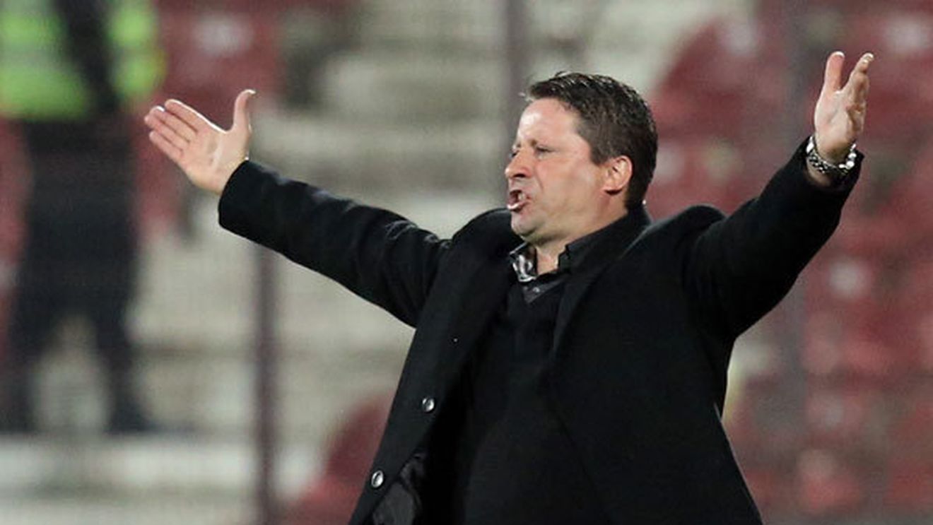 CFR Cluj, fără victorie în acest an! Paulo Sergio:** "Îmi cer scuze tuturor!" Rui Pedro, pus la zid: 'Nu poți să faci așa ceva'