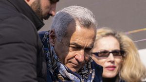 Călin Georgescu, dușmanul lui Gigi Becali, săltat de polițiști și dus la Parchet