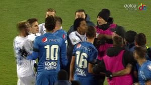 Rambe va fi exclus din lot, după bătaia generală din meciul cu Viitorul: "A fost angajat ca fotbalist, nu ca boxer. Va suporta consecințele"