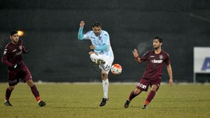 Mutu, antrenor-jucător la ASA! Stăncioiu: "Adi a făcut bine că a dat indicații, jocul se vede altfel de pe bancă". Ce spune portarul despre demiterea lui Grigoraș și conflictul acestuia cu "Briliantul"