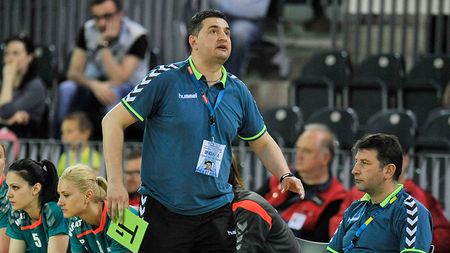 Florentin Pera este noul antrenor al echipei "U" Cluj. El a semnat un contract pe o durată de doi ani și jumătate cu formația ardeleană