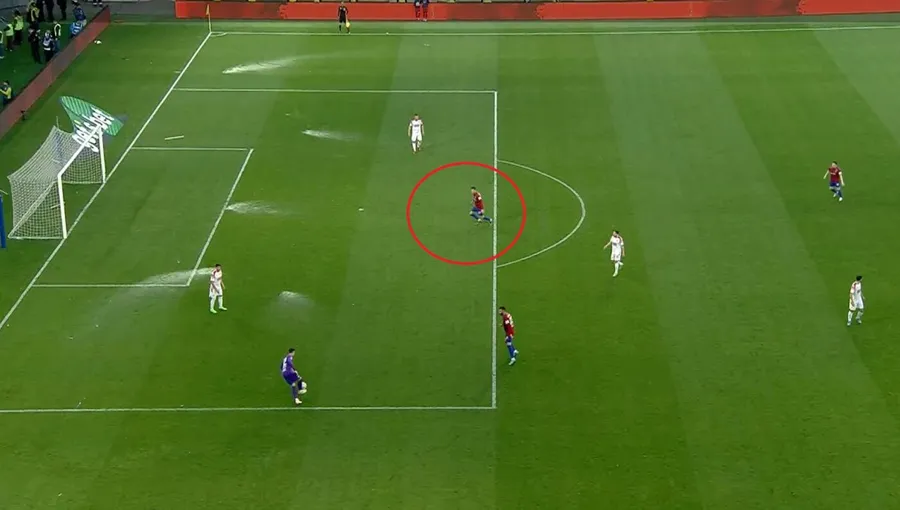 Golul 2 marcat de Bogdan Chipirliu în CSA Steaua - Dinamo, venit după o greșeală de arbitraj