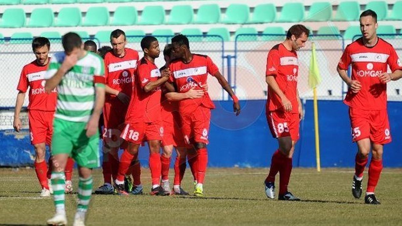 Scandal la Târgu Mureș!** Meciul s-a terminat într-o bătaie generală, Markovic scos pe targă! Pustai: "E doar o luptă surdă! Să ne scoată din campionat"