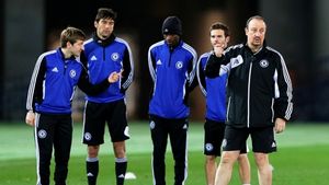 FOTO Presa a intrat în posesia unui document "TOP SECRET" din seiful lui Chelsea!** Doar Benitez și staff-ul său ar fi trebuit să vadă asta