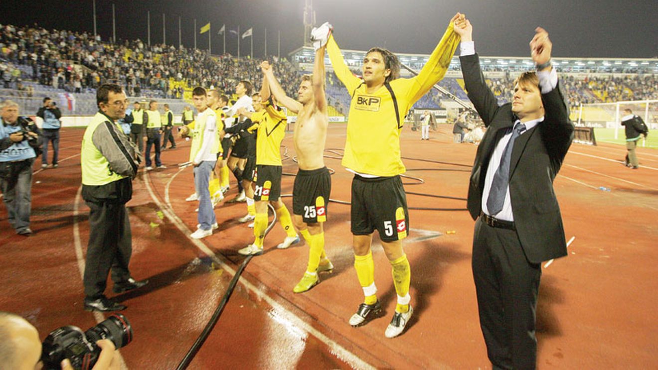 Dusan Uhrin rămâne antrenorul Timișoarei!