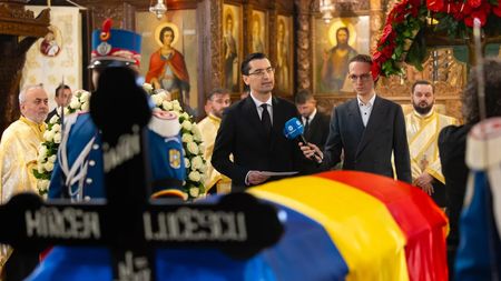 Discursul lui Răzvan Burleanu despre Mircea Lucescu, în biserica Elefterie. A vorbit despre Răzvan și Neli: „Cea mai frumoasă lecție”