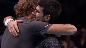 Respect! Djokovic și Zverev, show și la declarații: "Îți mulțumesc că m-ai lăsat să câștig, tata va plânge până la anul". Mesajul superb al lui "Nole" pentru noul star din sportul alb