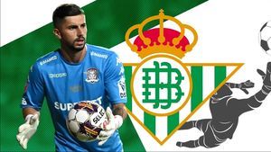 Horațiu Moldovan, ca şi vândut la Betis Sevilla! Spaniolii achită clauza Rapidului: portarul ar urma să facă vizita medicală şi să semneze! EXCLUSIV