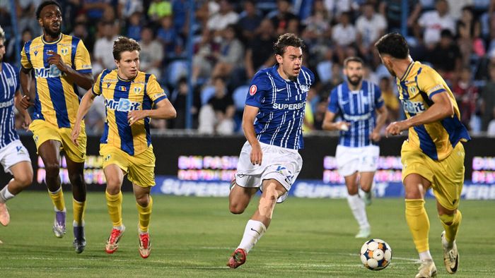 Farul Constanța - Petrolul Ploiești 2-1, în etapa 8 din Superliga. Echipa de la malul mării ajunge pe loc de play-off, iar scaunul lui Ciobotariu se clatină tot mai mult