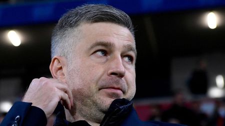 Surpriză: Edi Iordănescu!