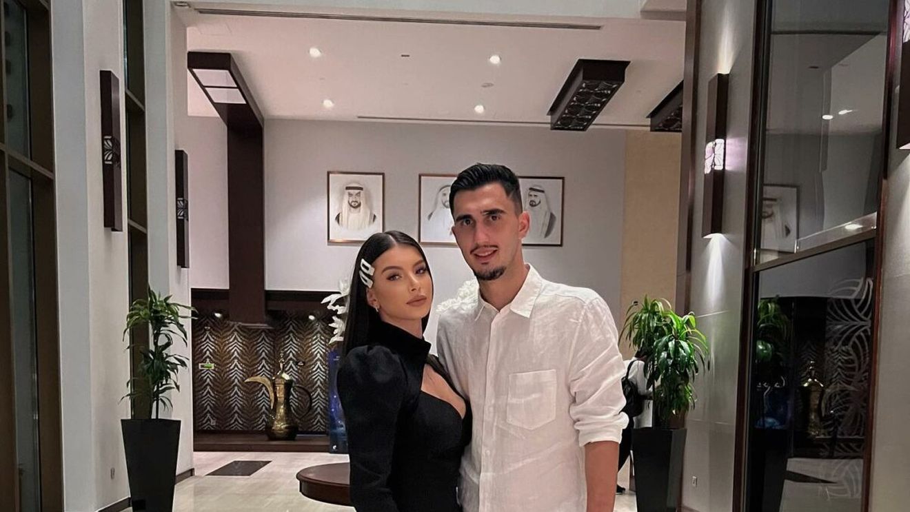 Soția lui Andrei Ivan continuă să facă ravagii pe internet. Cum arată tânăra, fostă gimnastă de performanță. GALERIE FOTO