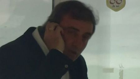 Steliștii glumesc pe seama incidentului din derby:** "Nu era la volan, nu văd unde e problema că vorbea la telefon"