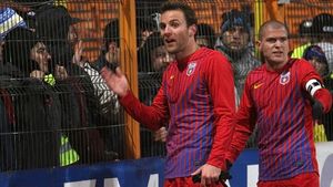 Cum au decurs negocierile dintre Becali și Martinovic:** "Nu te-am angajat ca fundaș?" / "Fundaș central!" În ce condiții rămâne sârbul