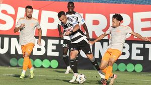 Primele imagini cu noul patron din Superliga la un meci de primă ligă al echipei sale