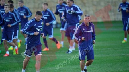 "Eu am aceeași viziune" Dan Petrescu merge pe mâna lui Reghe. Ce crede despre eșecurile pe linie ale Stelei în amicale