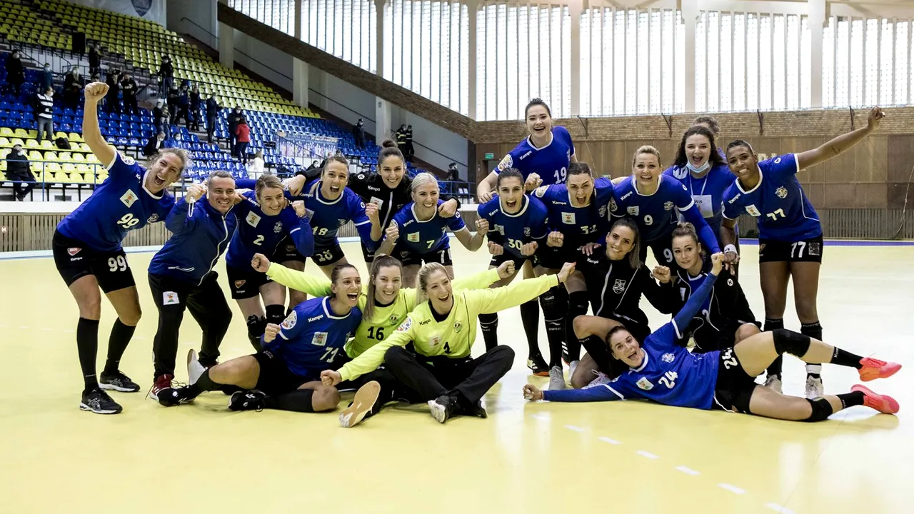 Dunărea Brăila s-a calificat în grupele European Handball League, după ce a eliminat Viborg, triplă câștigătoare a Ligii Campionilor. Gloria Buzău a fost eliminată din competiție