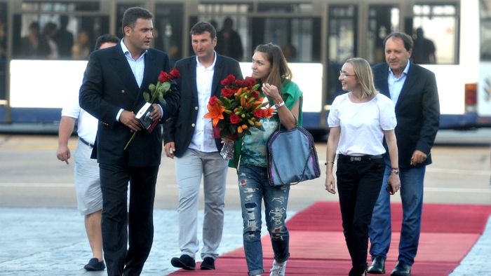 SPECIAL | FR de Tenis umilește tinerele talente, dar cheltuie bani pentru "susținerea" Simonei Halep. Părinții unor juniori de clasă mondială se revoltă: "N-am primit nici măcar o minge"