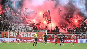 Dinamo, amendată de FRF la două săptămâni după barajul cu FCSB!