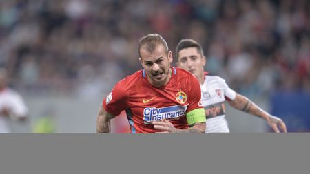 
Dică lasă acasă patru jucători pentru meciul din Elveția! Alibec, printre ei
