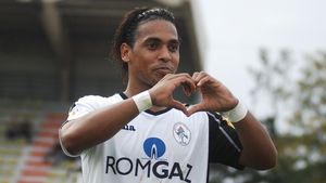 Teoria conspirației:** "Un club din România l-a trimis pe Eric în Ucraina pentru a-l aduce înapoi"