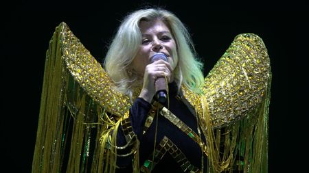 Dramă de Revelion pentru Loredana Groza, buna prietenă a Simonei Halep. Tatăl cântăreței a murit: „Timpul n-a mai avut răbdare”