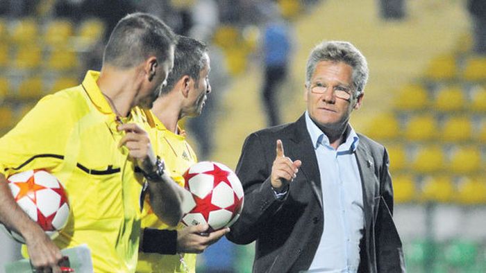 Boloni vrea să-i lase pe Copos și Becali cu ochii în soare!** Putea declanșa un nou război Rapid - Steaua, dar poate ajunge GRATIS la PAOK